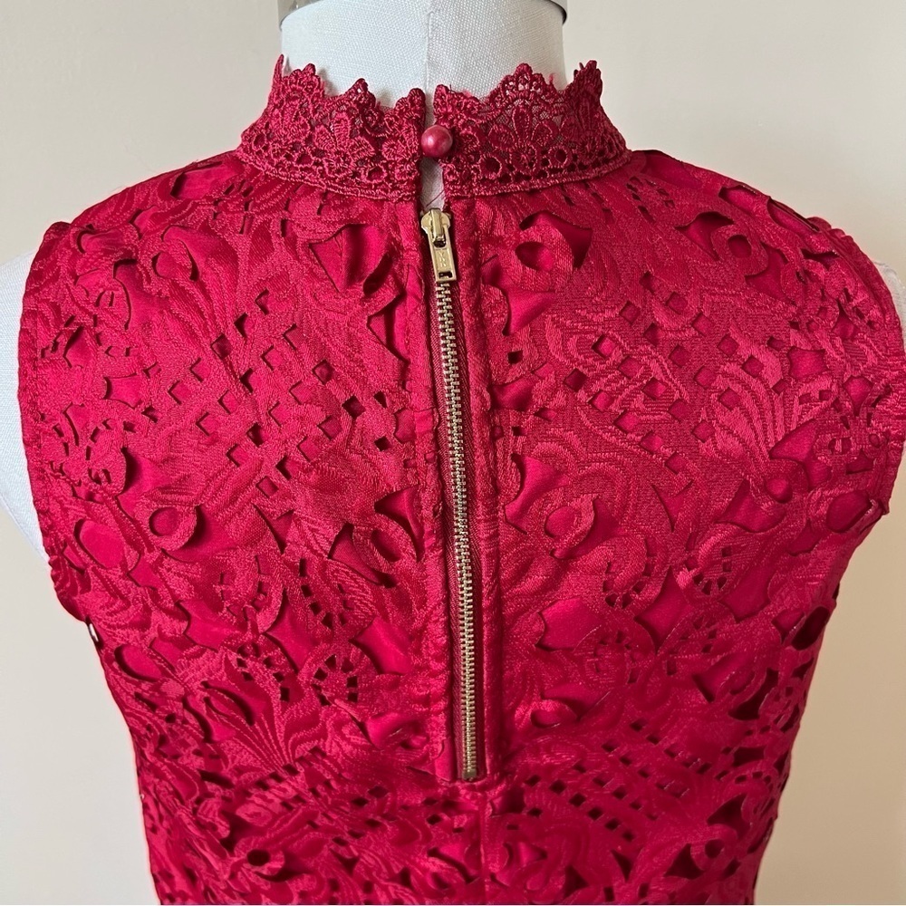 Chi Chi London lace shift dress 13470 - Picture 8 of 11